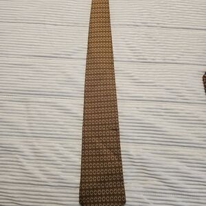 Brooks Brothers Brown and Gold Tie